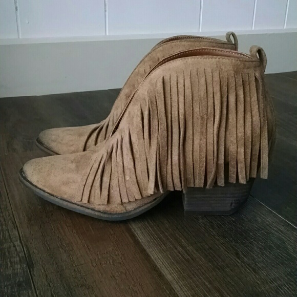 Coconuts by Matisse Shoes Coconuts By Matisse Lambert